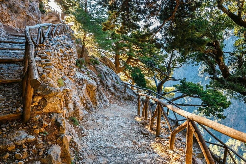 Rethymno/Bali/Panormo: Samaria Gorge Hike with Transfers - Key Points
