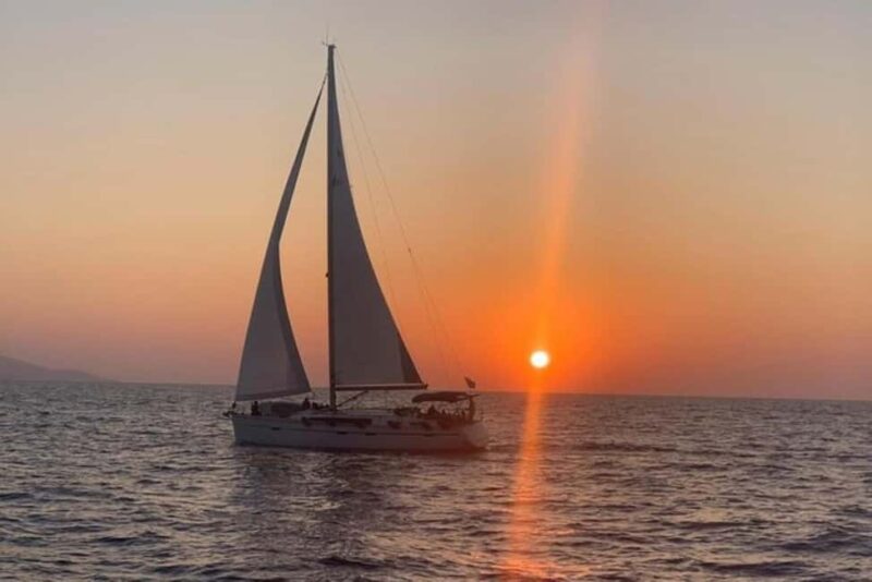 Rethymno: Luxury Sunset Cruise with Dinner and Drinks - Tips for a Smooth Experience