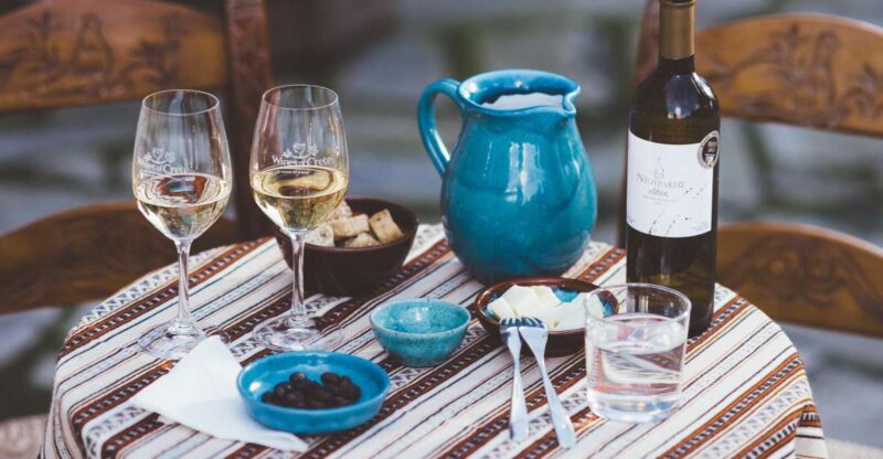 Rethymno: Private Winery & Olive Oil Tasting Tour with Lunch - Touring Dourakis Winery: History, Tradition, and Tasting