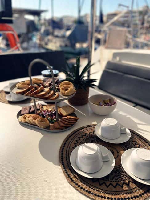 Rethymno: Sailing Catamaran Cruise & Premium Meal & Drinks - Set out on a Luxurious Crete Sailing Adventure