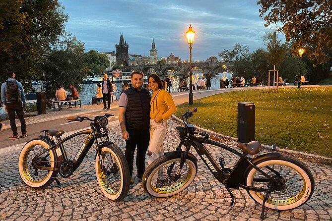 Retro Style E-Bike Night Tour in Prague - Live Guided - Key Points