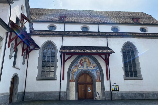 Revealing Lucerne: Self-Guided Reading City Tour - Frescoes and Stories at Weinmarkt