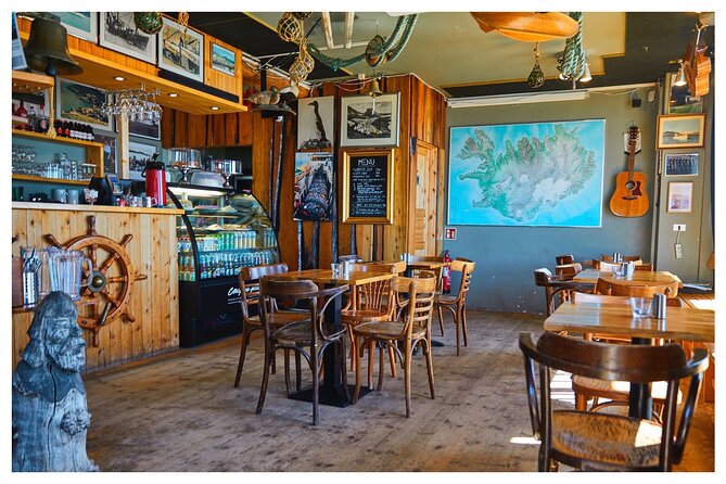 Reykjanes Explorer: Airport Transfer with Sightseeing Adventure - Convenience of a Private Airport Transfer with Sightseeing