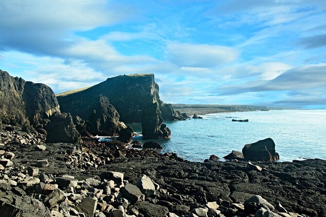 Reykjanes Peninsula: Volcanos & Blue Lagoon Self-Guided Tour - The Surprising Valahnukamol and Its Penguin-like Statue