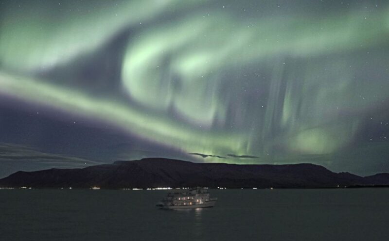 Reykjavik: 2-Hour Northern Lights by Boat with Backup Plan - Comparing This Tour with Similar Iceland Aurora Experiences