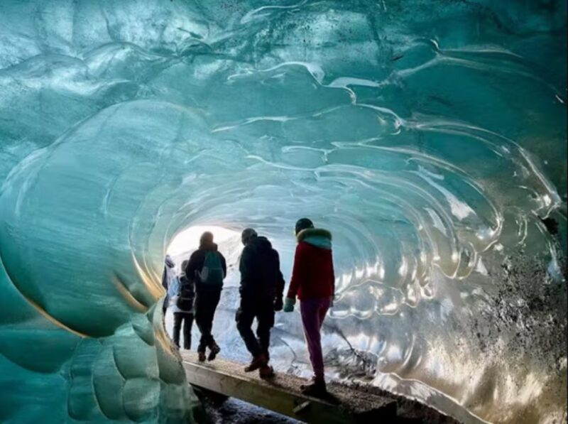 Reykjavik: 8-Day Small Group Circle of Iceland Tour Summer - Exploring the Golden Circle and Geothermal Wonders
