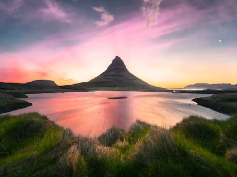 Reykjavik: 8-Day Small Group Circle of Iceland Tour Summer - Exploring Lake Mývatn and the Geothermal Area