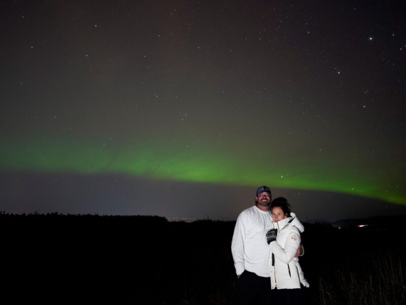 Reykjavik: Aurora Minibus w/ Pro Photos & Free Retry - Dining and Refreshments Included