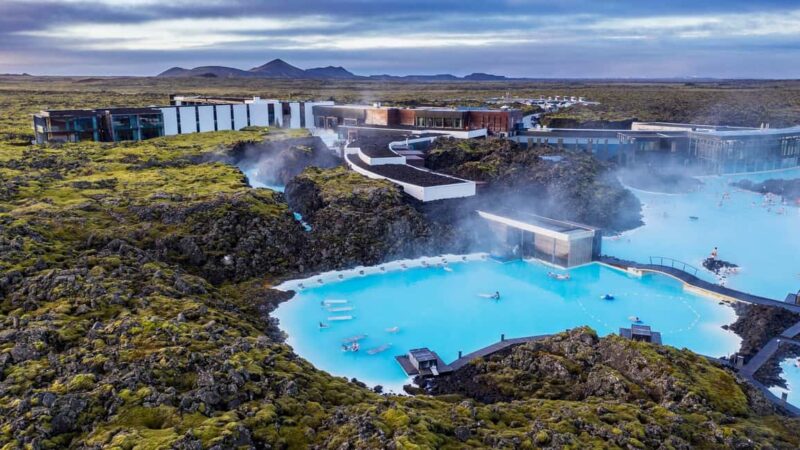 Reykjavik: Blue Lagoon Private Tour - Additional Spa Features at the Blue Lagoon