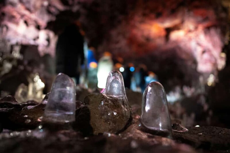 Reykjavik: Evening Lava Tunnel and Northern Lights Hunt - Capturing the Aurora Borealis Photos