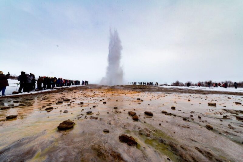 Reykjavík: Golden Circle Afternoon Tour - Practical Details: Transport, Guides, and Comfort