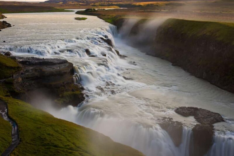 Reykjavik: Golden Circle Evening Tour - Capturing Gullfoss in the Last Light