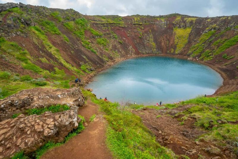 Reykjavík: Golden Circle & Extra Waterfalls Small Group Tour - Logistics, Pacing, and Accessibility