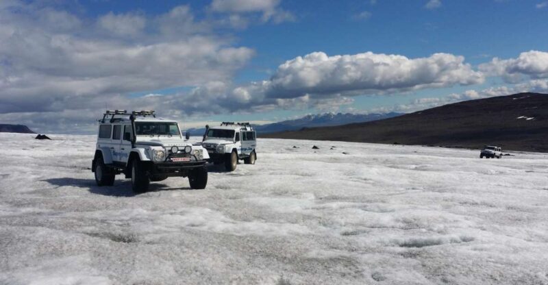 Reykjavik: Golden Circle & Langjökull Glacier on a Jeep - Unique Icelandic Adventures with a Jeep in the Golden Circle and Langjökull
