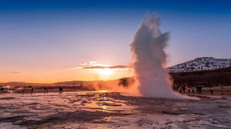 Reykjavik: Golden Circle tour: Geysir, Gullfoss, Thingvellir - Visiting Geysir Geothermal Area: Bubbling and Erupting Wonders