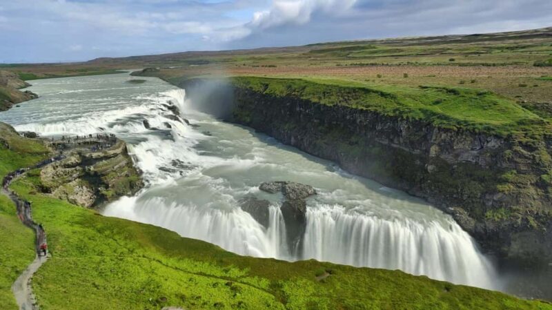 Reykjavik: Golden Circle tour: Geysir, Gullfoss, Thingvellir - Value and Comparison to Similar Tours