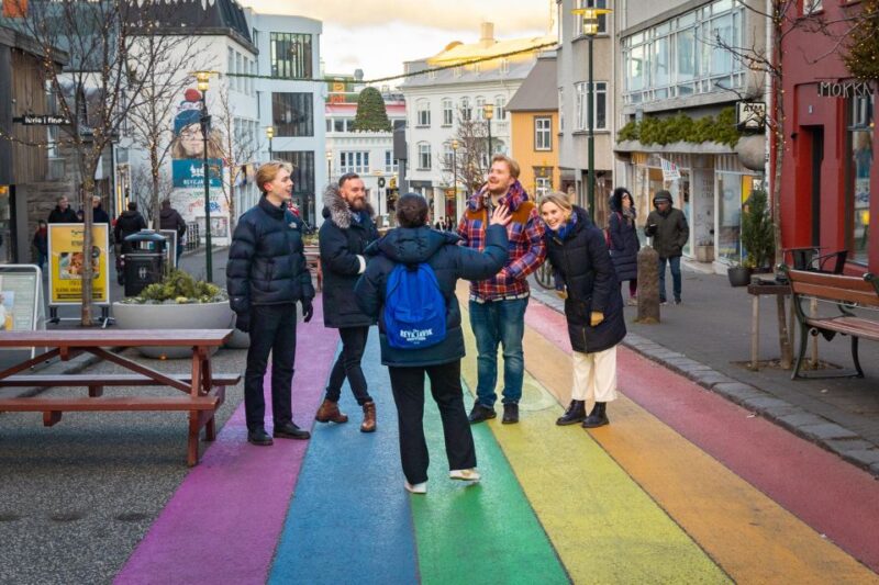 Reykjavik: Guided Foodie Walking Tour with 6 Tastings - What Guides Bring to the Table