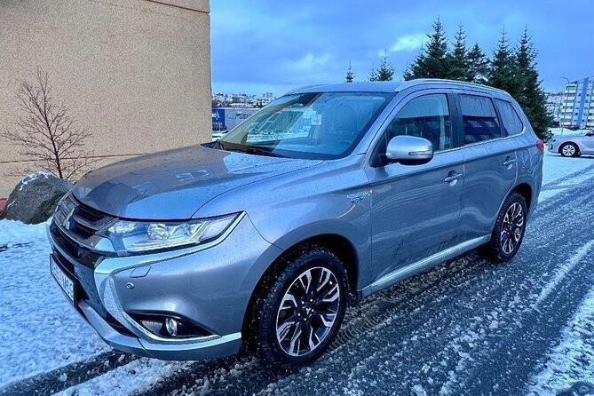 Reykjavik Iceland : Private transfer From / To KEF airport - Key Points