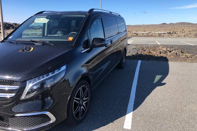 Reykjavik Iceland: Private Transfer to/from Keflavik Airport KEF - Key Points
