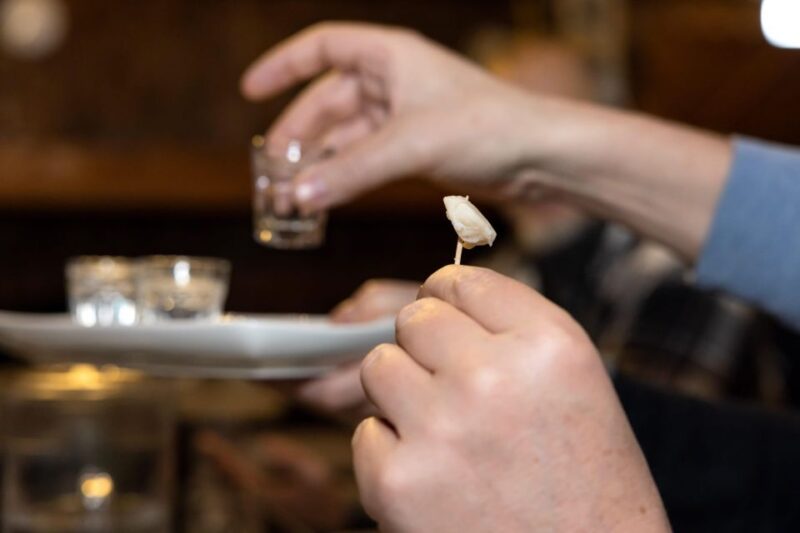 Reykjavik: Icelandic Food Tour - The Iconic Icelandic Hot Dog at a Local Stand