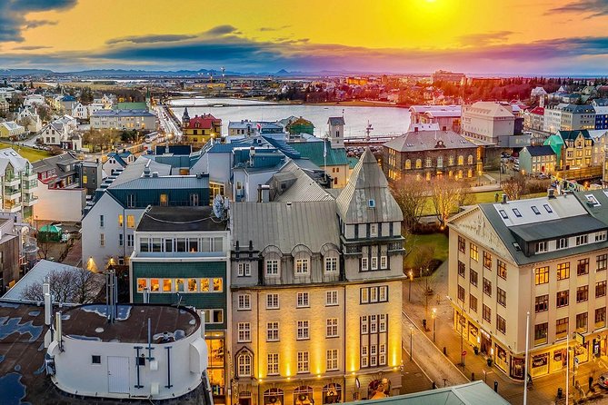 Reykjavik International Airport Private Departure Transfer - Effortless Reykjavik to Keflavik Airport Transfers with Gray Line Iceland