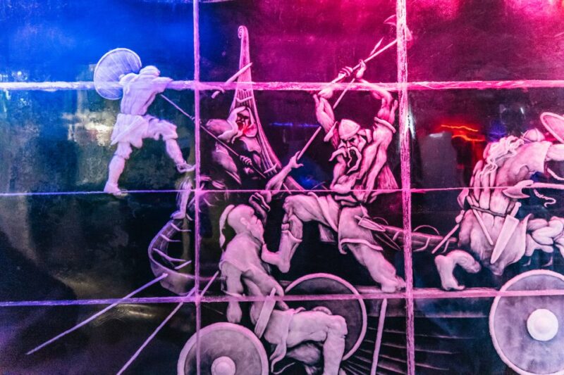 Reykjavik: Magic Ice Bar Entrance and Welcome Drink - Accessibility and Practical Tips for Visitors