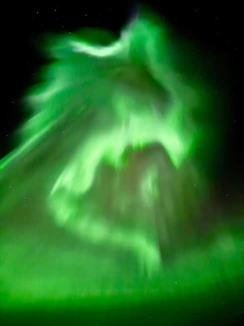 Reykjavik: Northern Lights Tour with Chinese Guide - Learning About the Aurora and Icelandic Culture