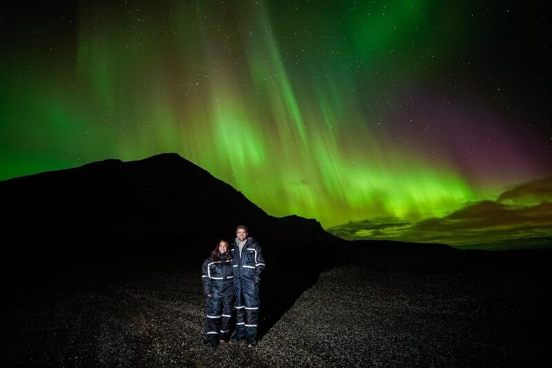 Reykjavik: Northern Lights Tour with Private Photographer - Key Points