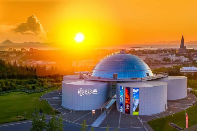 Reykjavik: Perlan - Wonders of Iceland Experience - Volcano Shows That Bring Iceland’s Earthquakes to Life