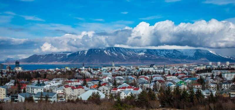 Reykjavik: Private 3-Hour Walking Tour for Seniors - Comfortable Group Size and Meeting Arrangements