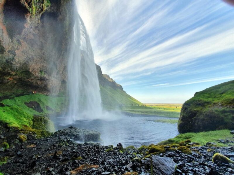 Reykjavik: Private Day Tour to the South Coast of Iceland. - Visiting Dyrhólaey and the Black Sand Beach