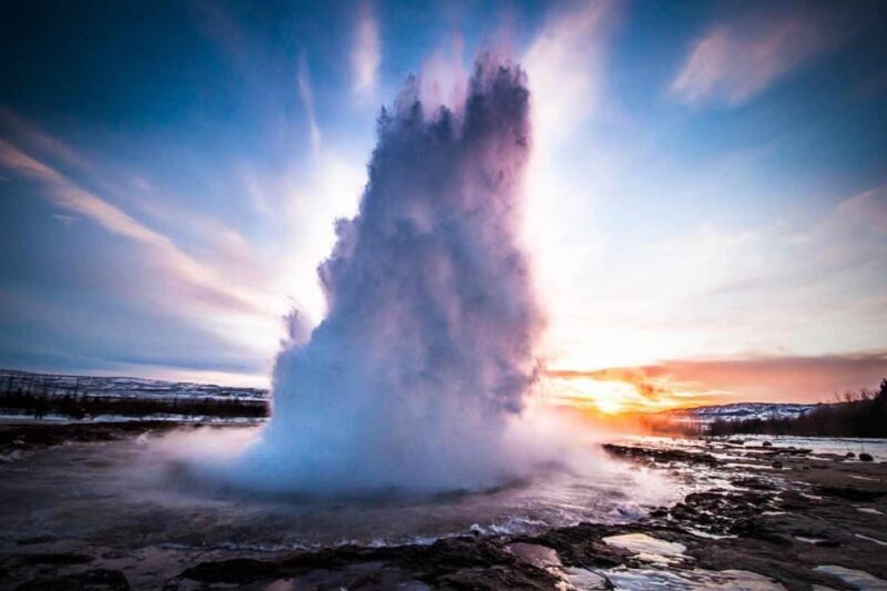 Reykjavik: Private Golden Circle & Secret Lagoon Tour - Explore Iceland’s Golden Circle in Comfort and Style