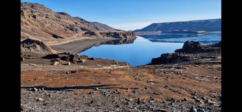 Reykjavik: Reykjanes Luxury Private Tour with Local Guide - The Calming Reflection of Kleifarvatn Lake