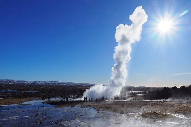 Reykjavik Shore Excursion: The Golden Circle Full Day Tour - Exploring the Volcanic Power of Strokkur Geyser
