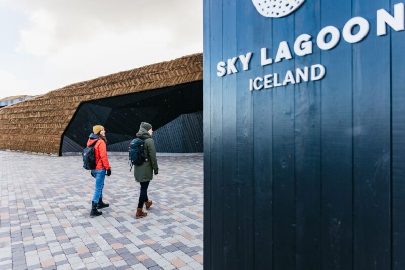 Reykjavik: Sky Lagoon Admission with Transfer - Key Points