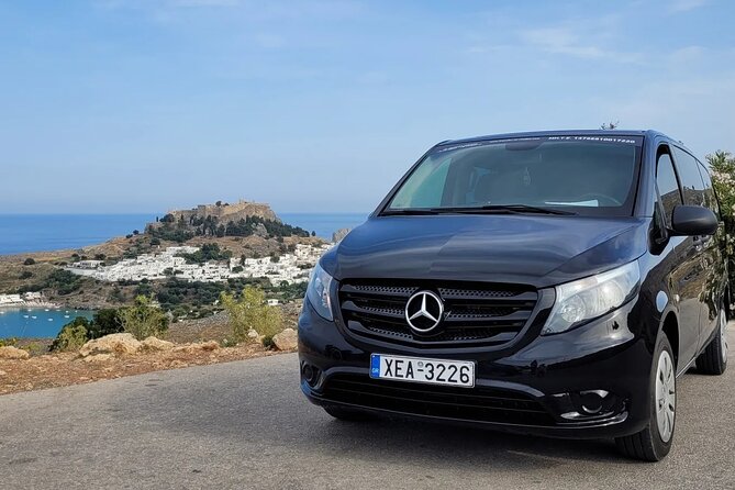 Rhodes Airport: One-way Private Luxury Transfer from Airport - The Experience of the Driver and Punctuality