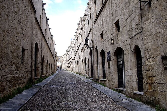 Rhodes in a Half - Day Tour : Explore the Medieval Town & Lindos - Visiting a Traditional Pottery Workshop at Afandou