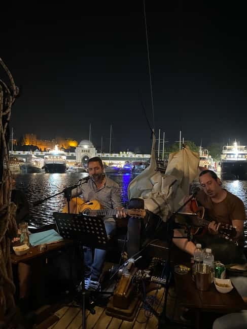 Rhodes: Night Cruise with Live Music and Sightseeing. - Who Will Enjoy This Cruise?