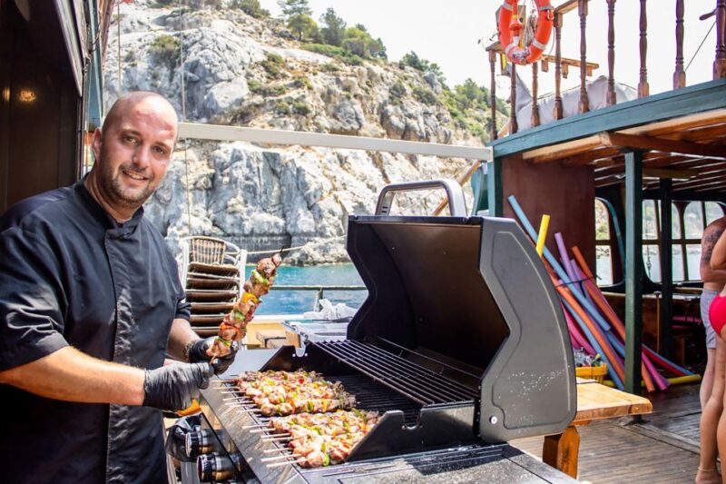 Rhodes: Sunset Cruise with Greek BBQ and Unlimited Drinks - Comfort and Accessibility on the Boat