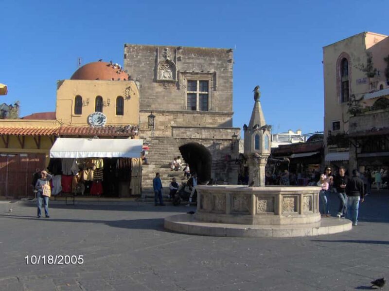 Rhodes Town: Private Walking Tour with a Licensed Guide - Summary of the Tour Experience