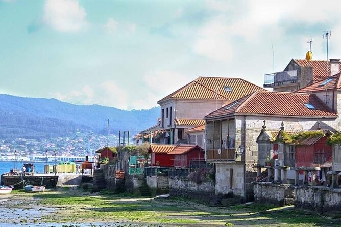 Rías Baixas Tour - From Santiago de Compostela to the Heart of Rías Baixas
