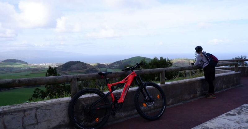 Ribeira Grande: Guided E-Bike Tour - Discovering Ribeira Grande’s Historic Center on E-Bikes