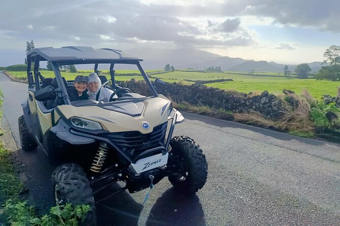 Ribeira Grande: Sete Cidades Buggy tour - The Magnificent Lagoa Verde and Lagoa Azul