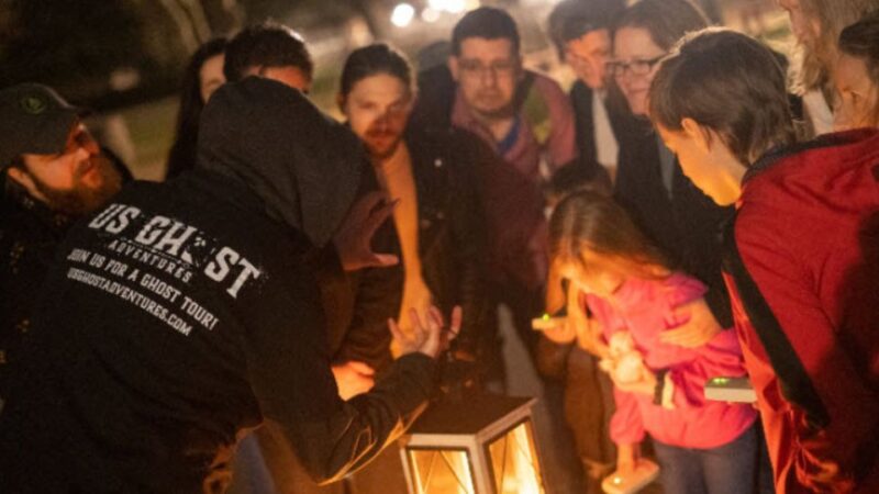 Richmond Ghost Tours: Sinister Secrets of Shockoe Bottom - The Guides and Their Storytelling Style