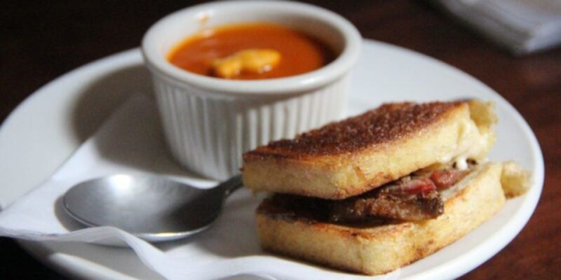 Richmond: Trendy Carytown Food Tour - Logistics and Group Size