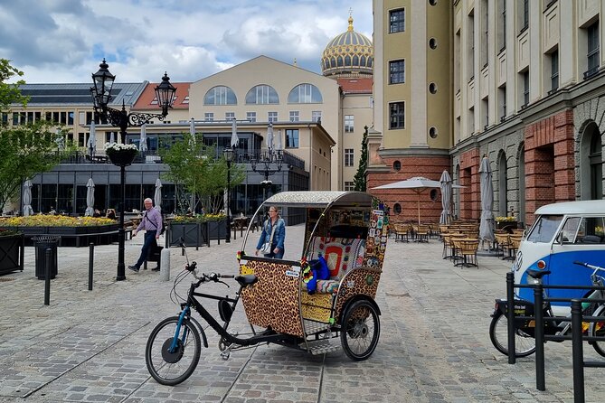 Rickshaw Sightseeing City Tours Berlin - Rikscha Tours - Gendarmenmarkt and Historic Squares