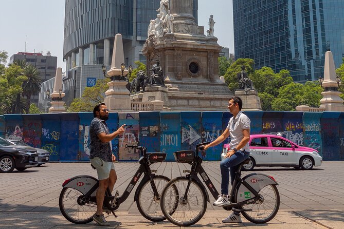 Riding a bike in Reforma & Chapultepec - Explore Mexico City’s Iconic Landmarks on a Guided Bike Tour