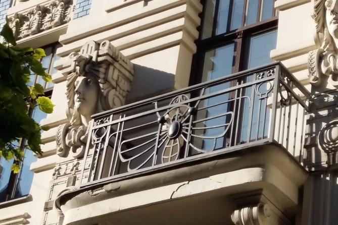Riga Art Nouveau walking tour - Practicalities: Booking, Accessibility, and Group Size