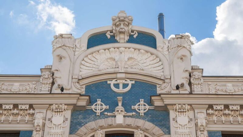 Riga: Art Nouveau Walking Tour with Welcome Drink - Who Will Appreciate This Tour Most?