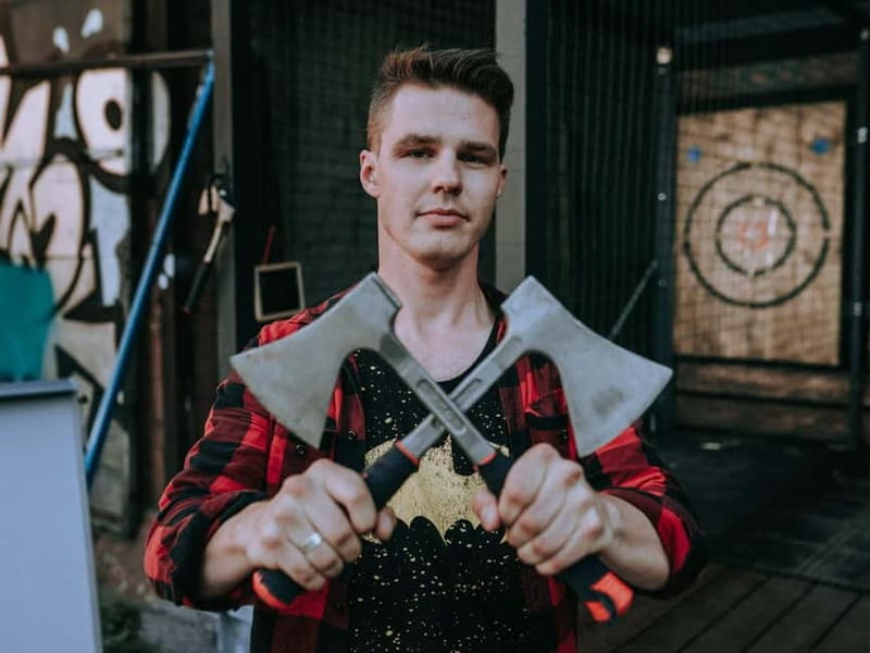 Riga: Axe and Knife Throwing Experience - A Safe and Fun Atmosphere for All Skill Levels